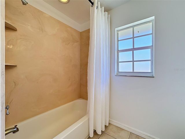 624 KINGSTON COURT, Apollo Beach, FL 33572