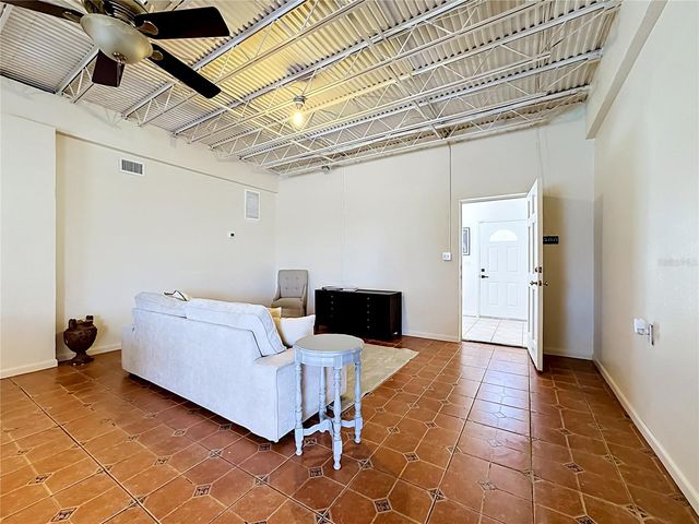 624 KINGSTON COURT, Apollo Beach, FL 33572