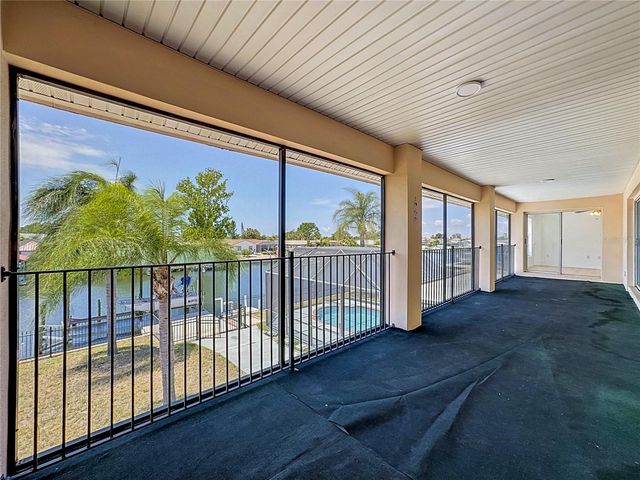 624 KINGSTON COURT, Apollo Beach, FL 33572