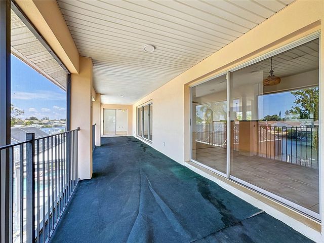 624 KINGSTON COURT, Apollo Beach, FL 33572
