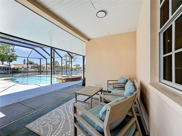 624 KINGSTON COURT, Apollo Beach, FL 33572