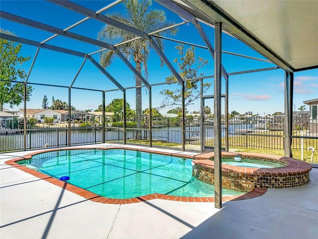 624 KINGSTON COURT, Apollo Beach, FL 33572