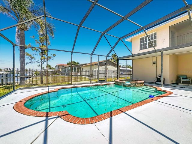 624 KINGSTON COURT, Apollo Beach, FL 33572