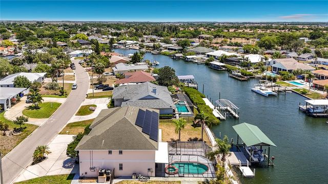 624 KINGSTON COURT, Apollo Beach, FL 33572