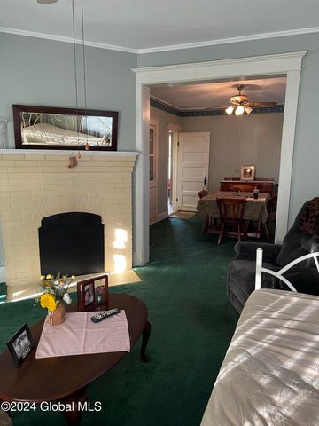 1643 Rugby Road, Schenectady, NY 12309