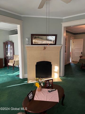1643 Rugby Road, Schenectady, NY 12309