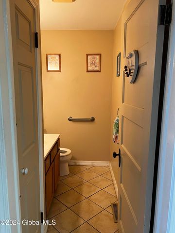 1643 Rugby Road, Schenectady, NY 12309