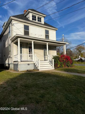 1643 Rugby Road, Schenectady, NY 12309