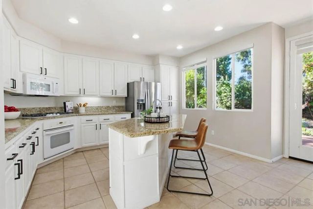 5423 Foxtail Loop, Carlsbad, CA 92010