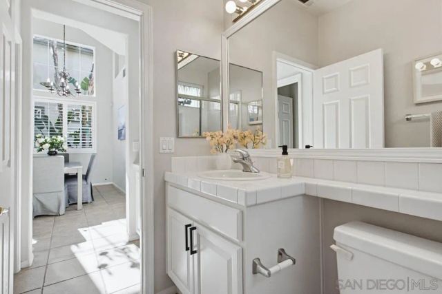 5423 Foxtail Loop, Carlsbad, CA 92010