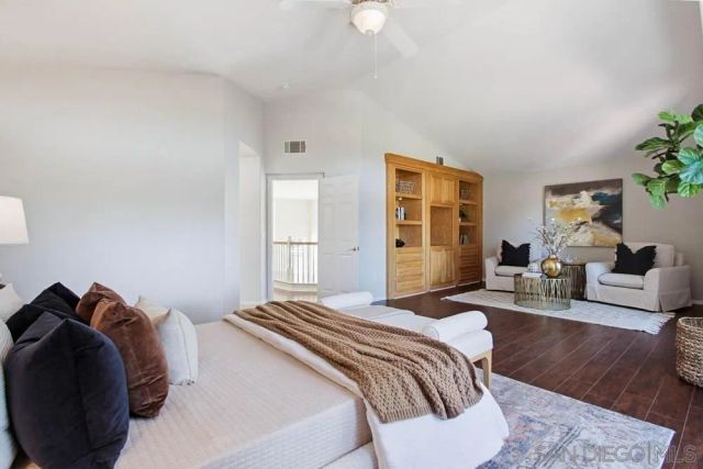 5423 Foxtail Loop, Carlsbad, CA 92010