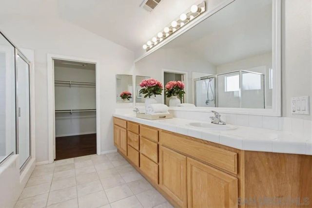 5423 Foxtail Loop, Carlsbad, CA 92010