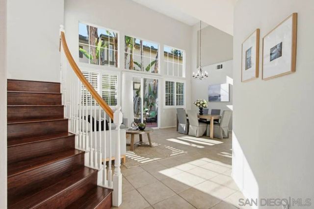 5423 Foxtail Loop, Carlsbad, CA 92010