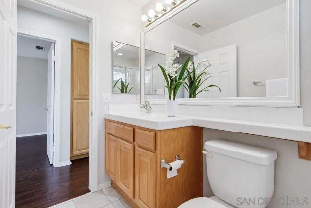 5423 Foxtail Loop, Carlsbad, CA 92010