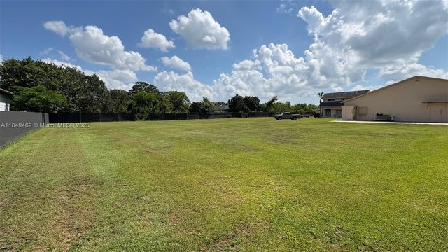 31050 SW 194th Ave, Homestead, FL 33030