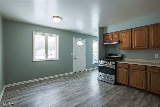 532 Wesley Avenue, Elyria, OH 44035