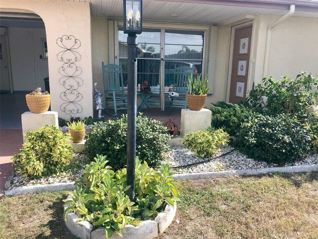 310 FAIRCROSS CIRCLE, Sun City Center, FL 33573