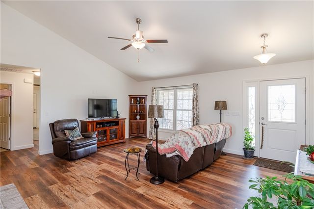 364 W Krepps Road, Xenia Twp, OH 45385