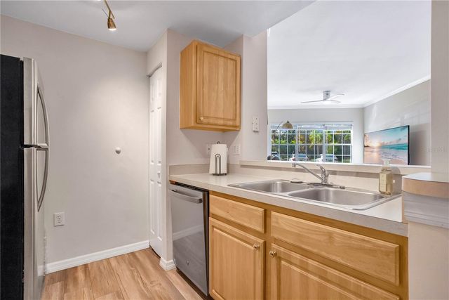 5401 BENTGRASS DRIVE 1-108, Sarasota, FL 34235