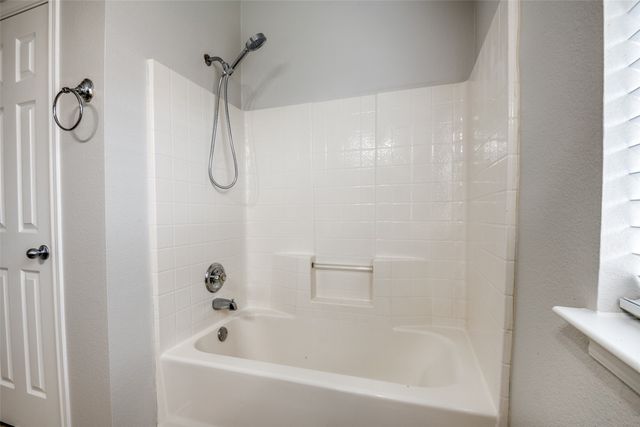 200 Patriot Parkway, Forney, TX 75126