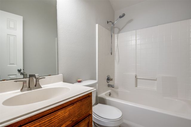 200 Patriot Parkway, Forney, TX 75126