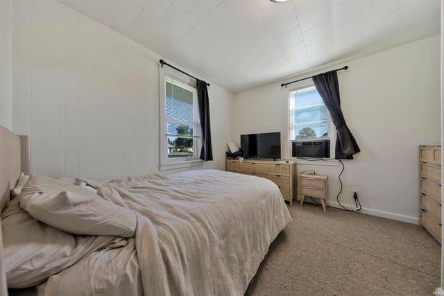 404 N Church Street, Fort Branch, IN 47648