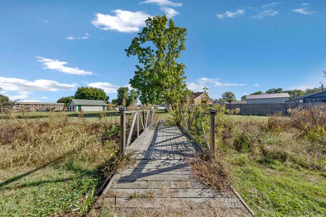 404 N Church Street, Fort Branch, IN 47648