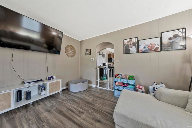 404 N Church Street, Fort Branch, IN 47648