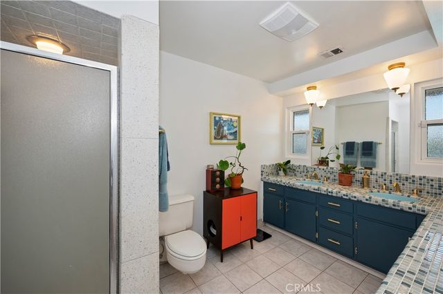 28764 Live Oak Road, Highland, CA 92346