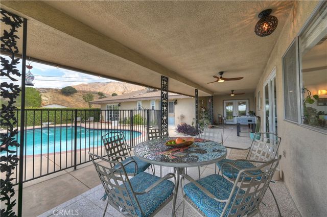 28764 Live Oak Road, Highland, CA 92346