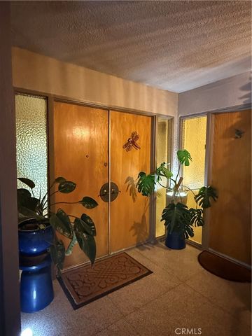 28764 Live Oak Road, Highland, CA 92346