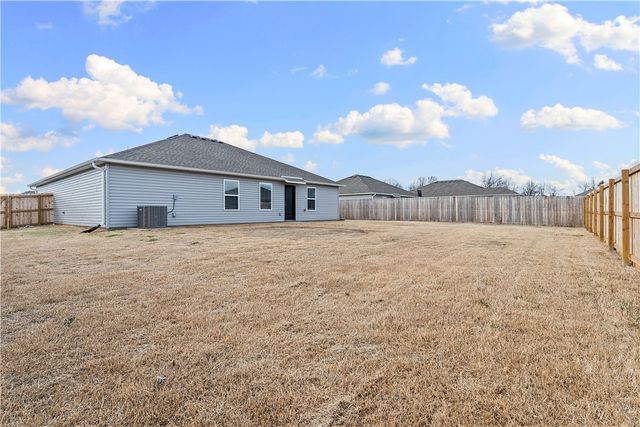 2812 Gorman Street, Pea Ridge, AR 72751