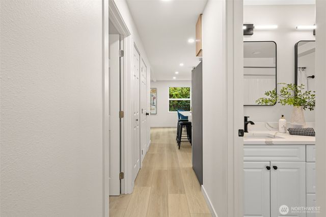 7605 NE Hidden Cove Rd, Bainbridge Island, WA 98110