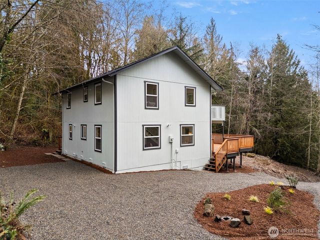 7605 NE Hidden Cove Rd, Bainbridge Island, WA 98110