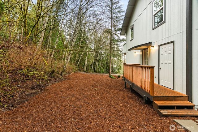 7605 NE Hidden Cove Rd, Bainbridge Island, WA 98110