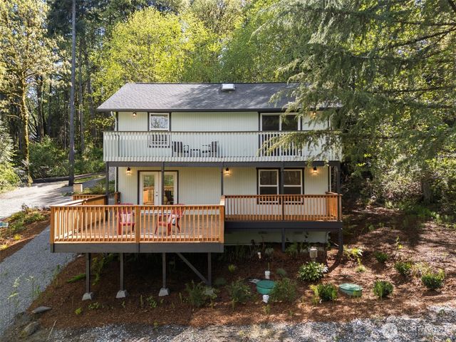 7605 NE Hidden Cove Rd, Bainbridge Island, WA 98110