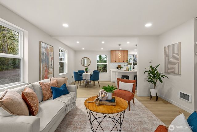 7605 NE Hidden Cove Rd, Bainbridge Island, WA 98110