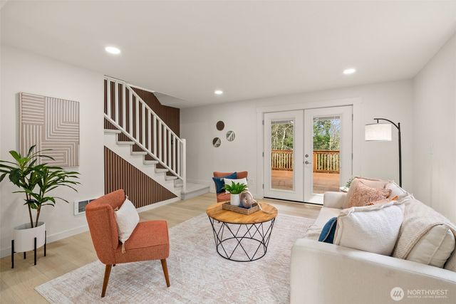 7605 NE Hidden Cove Rd, Bainbridge Island, WA 98110