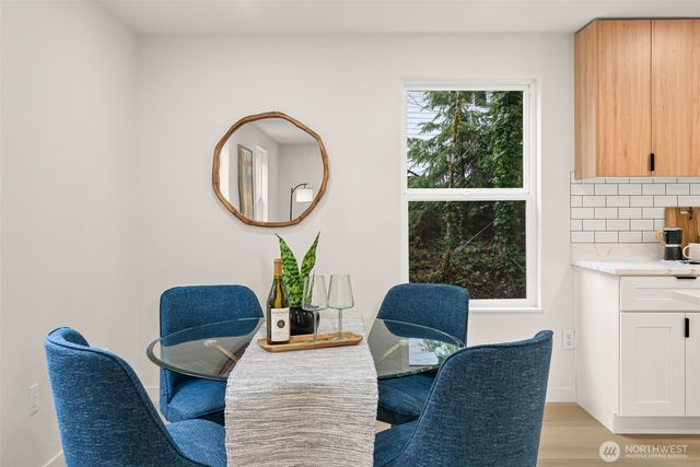 7605 NE Hidden Cove Rd, Bainbridge Island, WA 98110