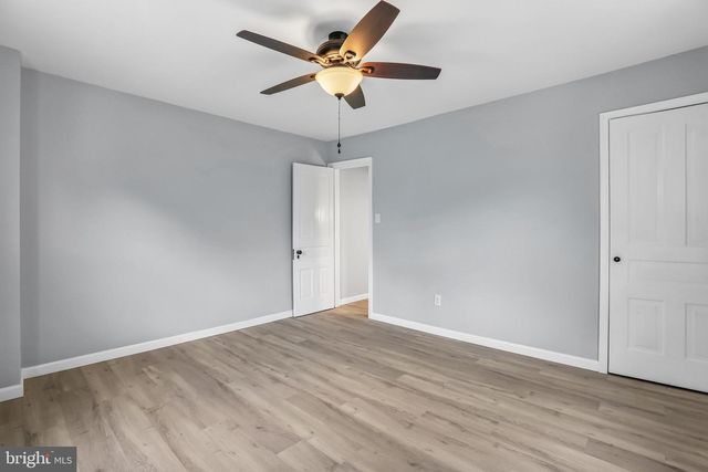 40 E COLUMBIA RD, Enola, PA 17025