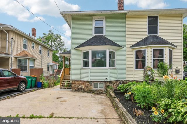 40 E COLUMBIA RD, Enola, PA 17025