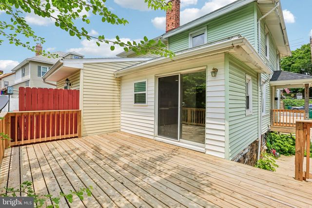 40 E COLUMBIA RD, Enola, PA 17025