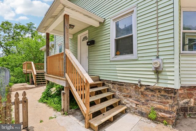 40 E COLUMBIA RD, Enola, PA 17025