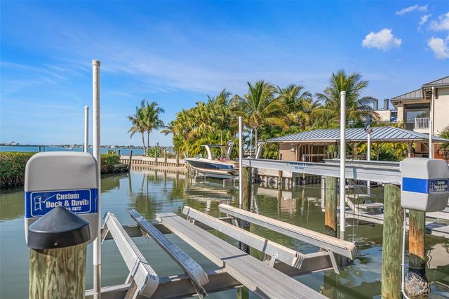 3000 SOUTHWEST DRIVE, Sarasota, FL 34239