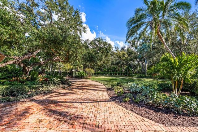 3000 SOUTHWEST DRIVE, Sarasota, FL 34239