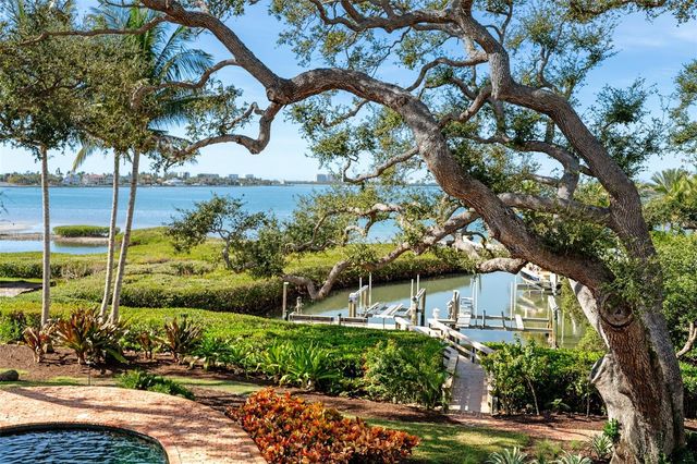 3000 SOUTHWEST DRIVE, Sarasota, FL 34239