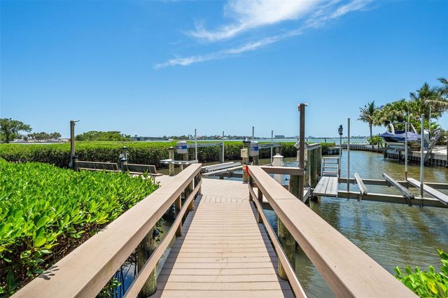 3000 SOUTHWEST DRIVE, Sarasota, FL 34239