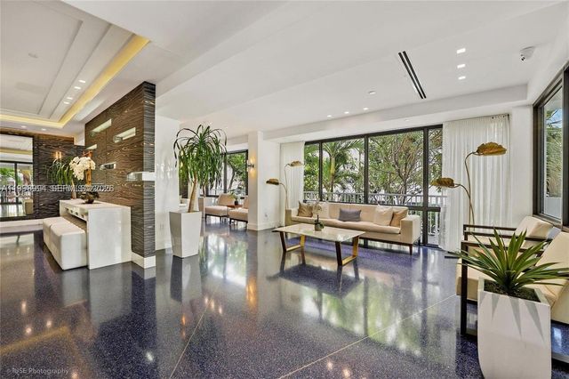 4301 Collins Ave 803, Miami Beach, FL 33140