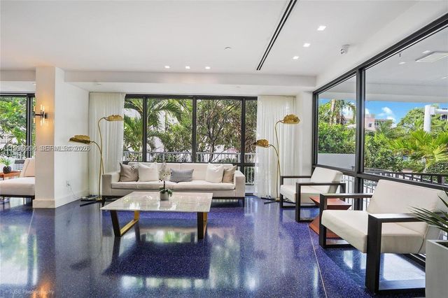 4301 Collins Ave 803, Miami Beach, FL 33140