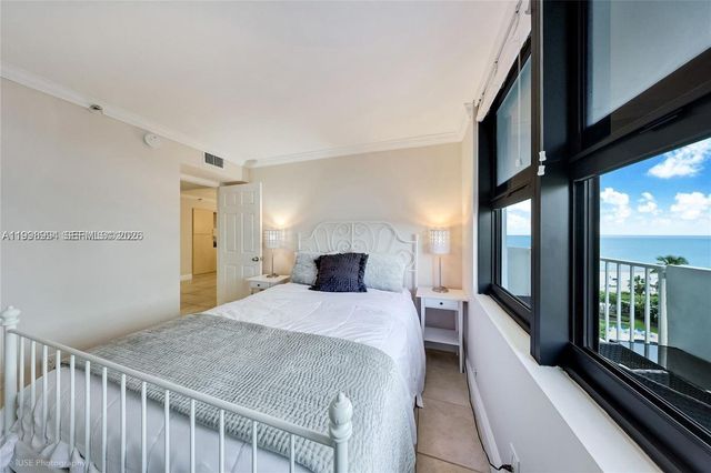 4301 Collins Ave 803, Miami Beach, FL 33140